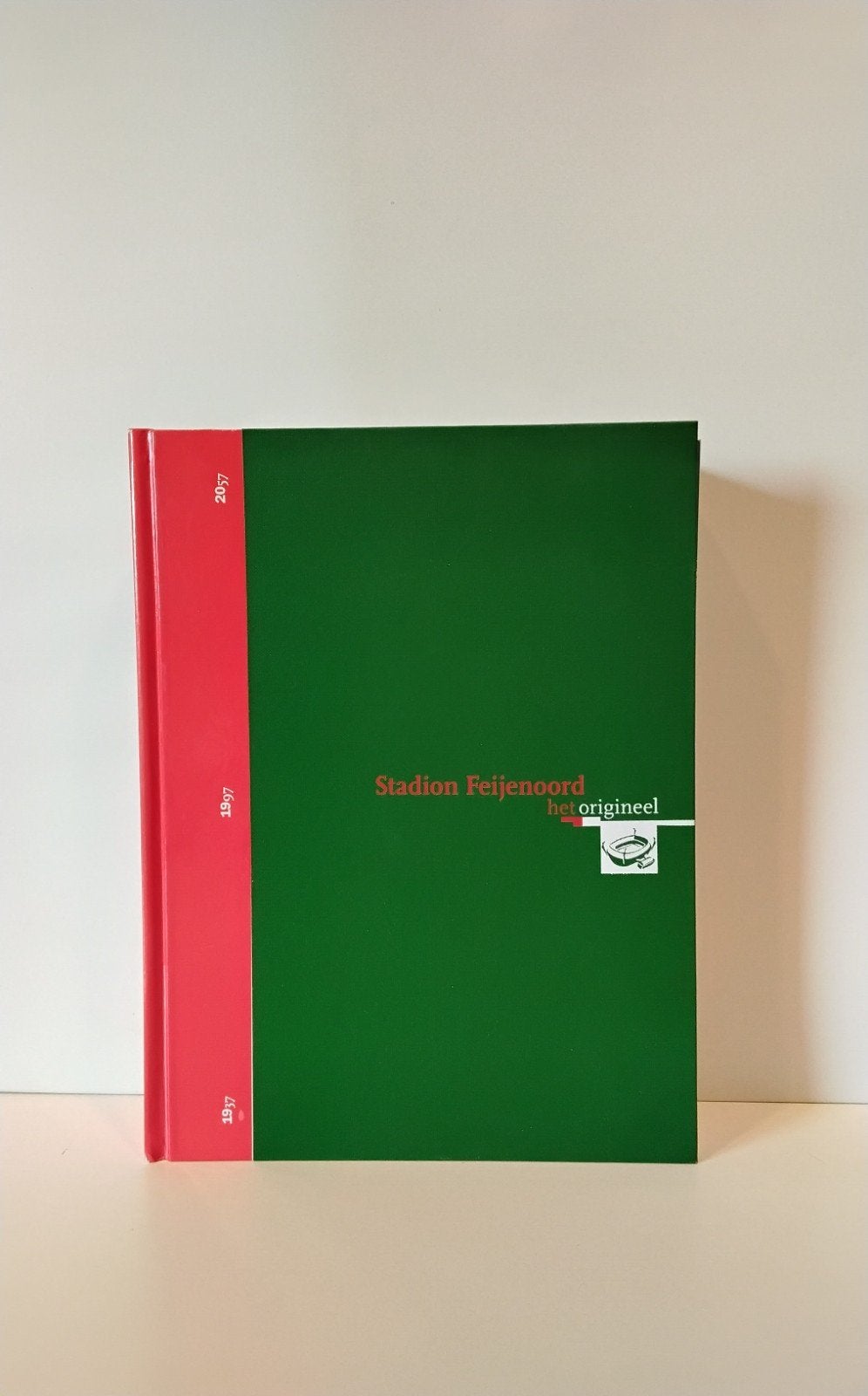 Stadion Feijenoord het origineel - Boek, Ophalen of Verzenden, Zo goed als nieuw, Onbekend, Overige sporten
