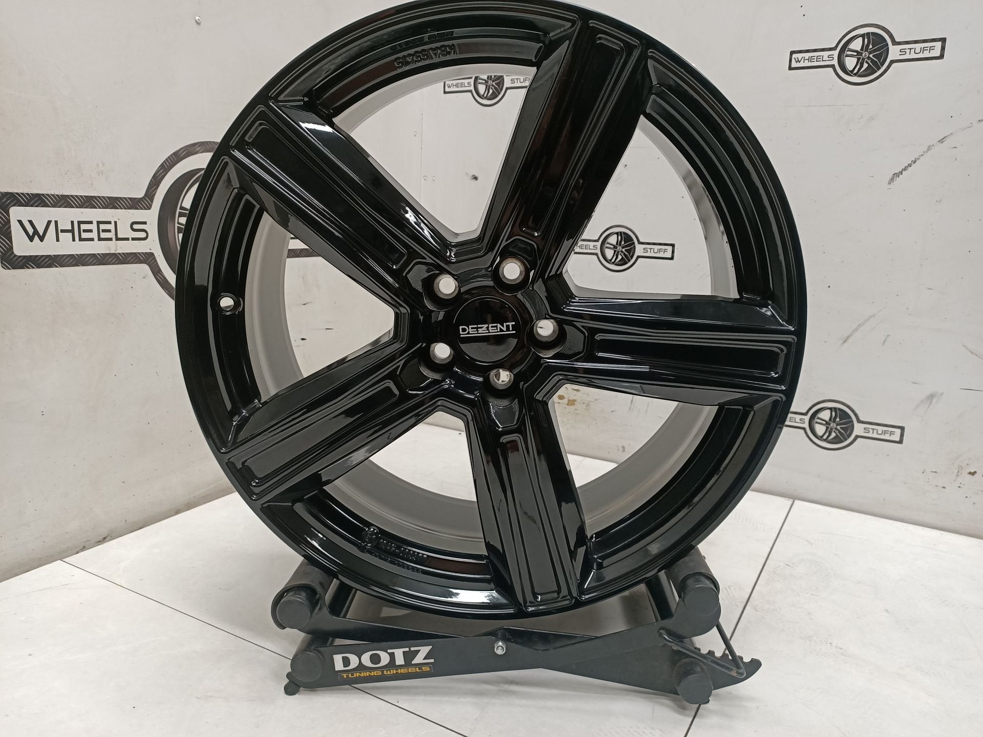 Dezent KG black zwart velgen 20"inch 5x108 Volvo Lynk & Co, Gebruikt, -, -, Banden en Velgen