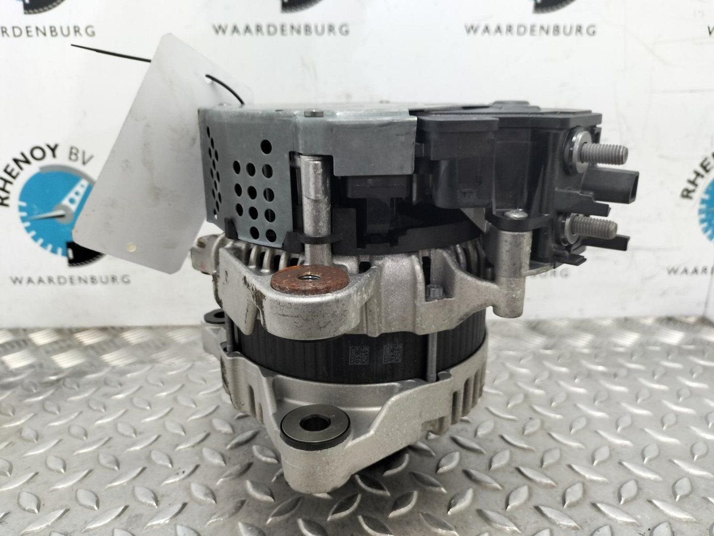 FORD KUGA DYNAMO 2020, Ophalen of Verzenden, Gebruikt, Stiba lid