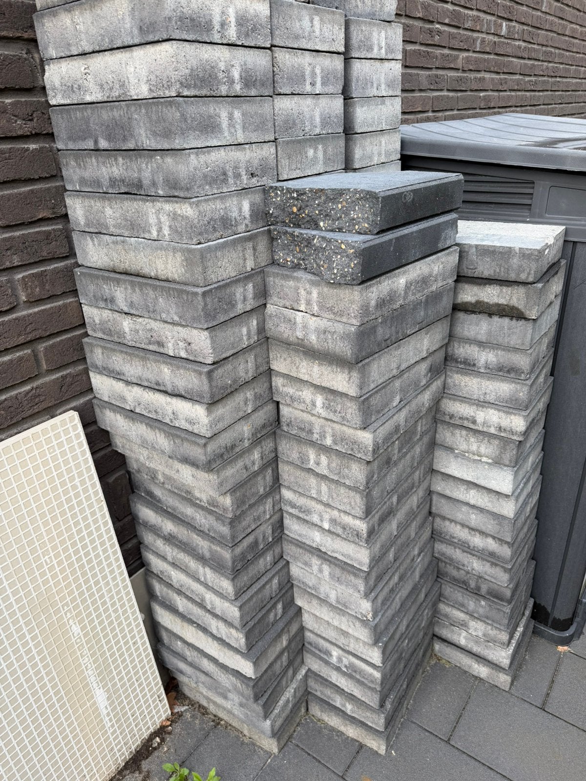 Klinkers 20x30x8 gratis ophalen 103 stuks, Tuin en Terras, Tegels en Klinkers, Ophalen, Zo goed als nieuw, Beton, Klinkers