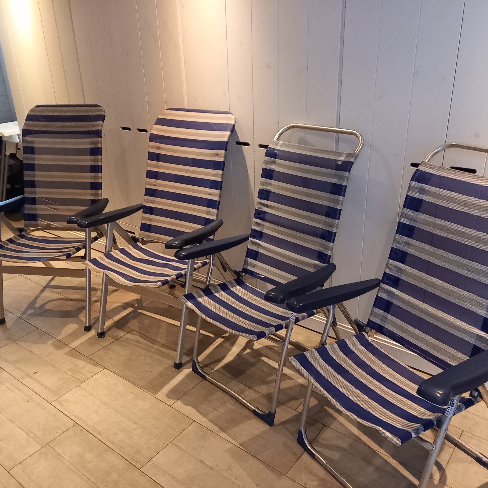 4 Crespo Campingstoelen - 2 Hoge, 2 Lagere, Caravans en Kamperen, Ophalen, Gebruikt, Campingstoel