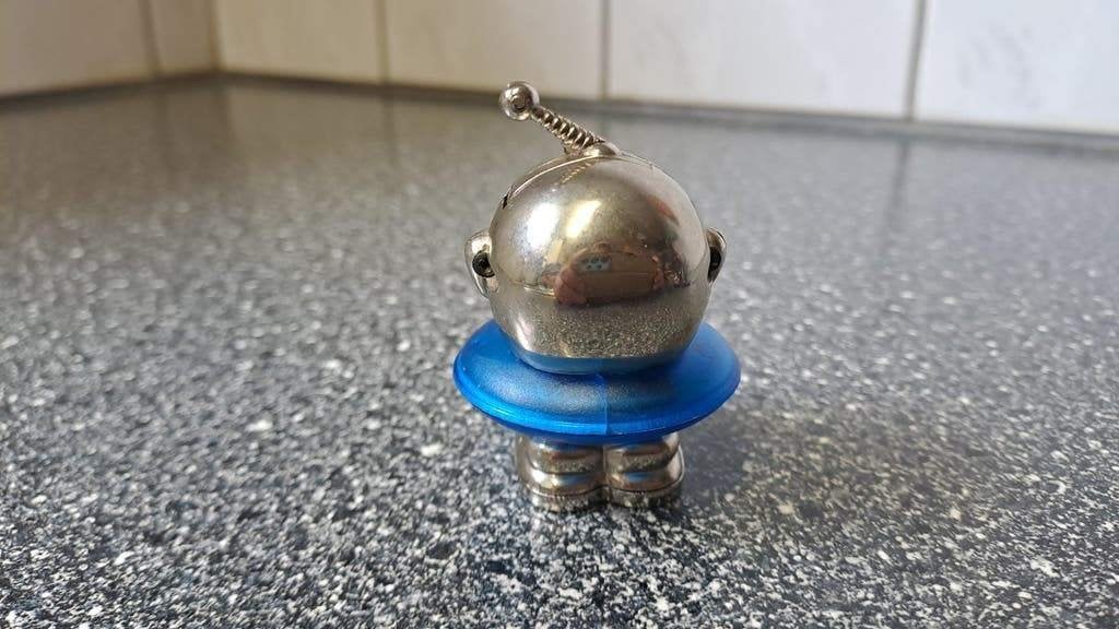 Vintage UFO Aansteker - Zilverkleurig met Groene Ogen, Verzamelen, Onbekend, Ophalen of Verzenden, Onbekend, Onbekend