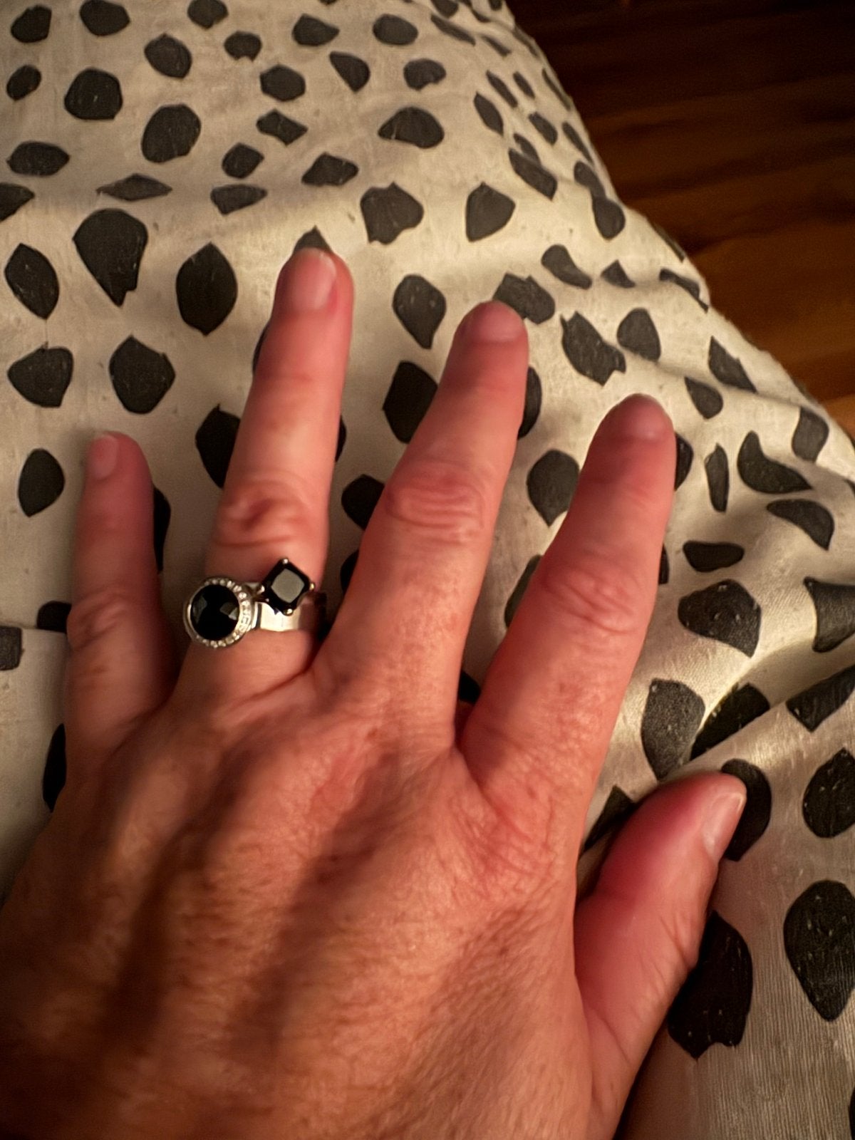 Melano ring maat 58 met zwarte zirkonia en kristallen, Met kristal, Ophalen of Verzenden, Zo goed als nieuw, Dame