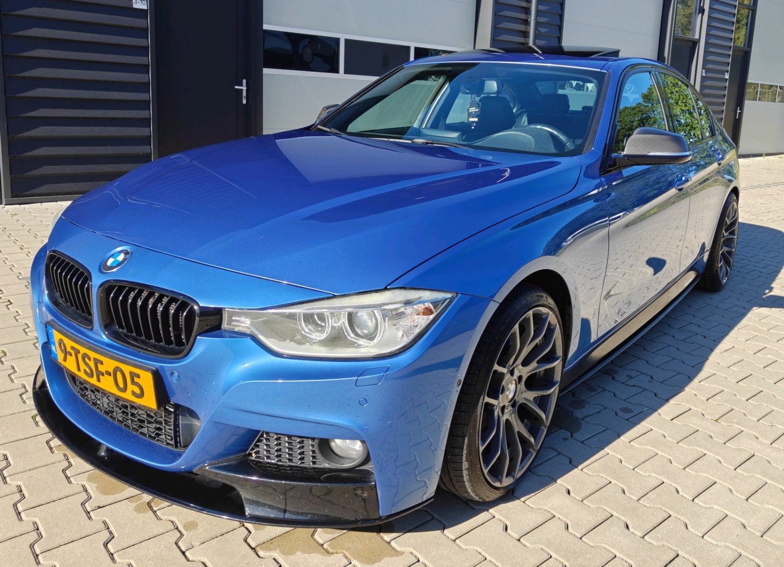 BMW 3-Serie 328i M-sport Aut8 F30 2014 Estoril blauw, Automaat, 745 kg, Achterwielaandrijving, Zwart