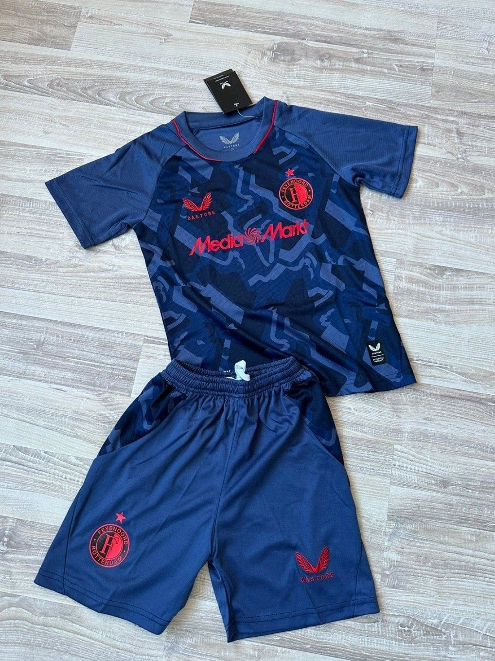 Nieuw Feyenoord tenue kindermaat - Alle maten beschikbaar, Kinderen en Baby's, Ophalen of Verzenden, Nieuw, Feyenoord, Jongen of Meisje