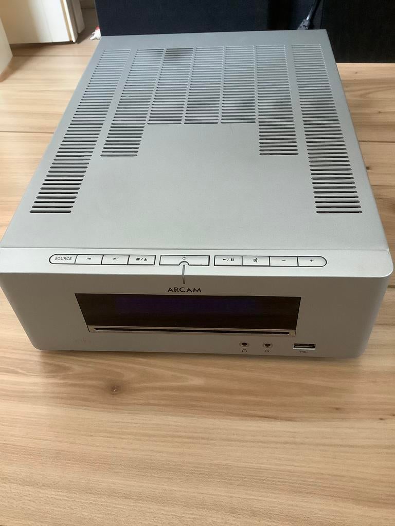 Arcam Solo Mini versterker,cd-speler,radio,MP3/WMA(USB/CD-R), Audio, Tv en Foto, Versterkers en Receivers, Zo goed als nieuw, Minder dan 60 watt