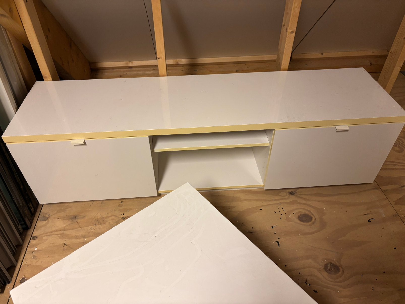 Tv kast, Ophalen, 150 tot 200 cm, Zo goed als nieuw, Minder dan 100 cm
