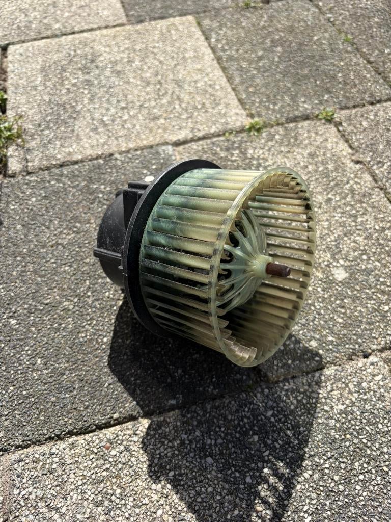 Volvo kachel ventilatiemotor / aanjager, Ophalen of Verzenden, Volvo