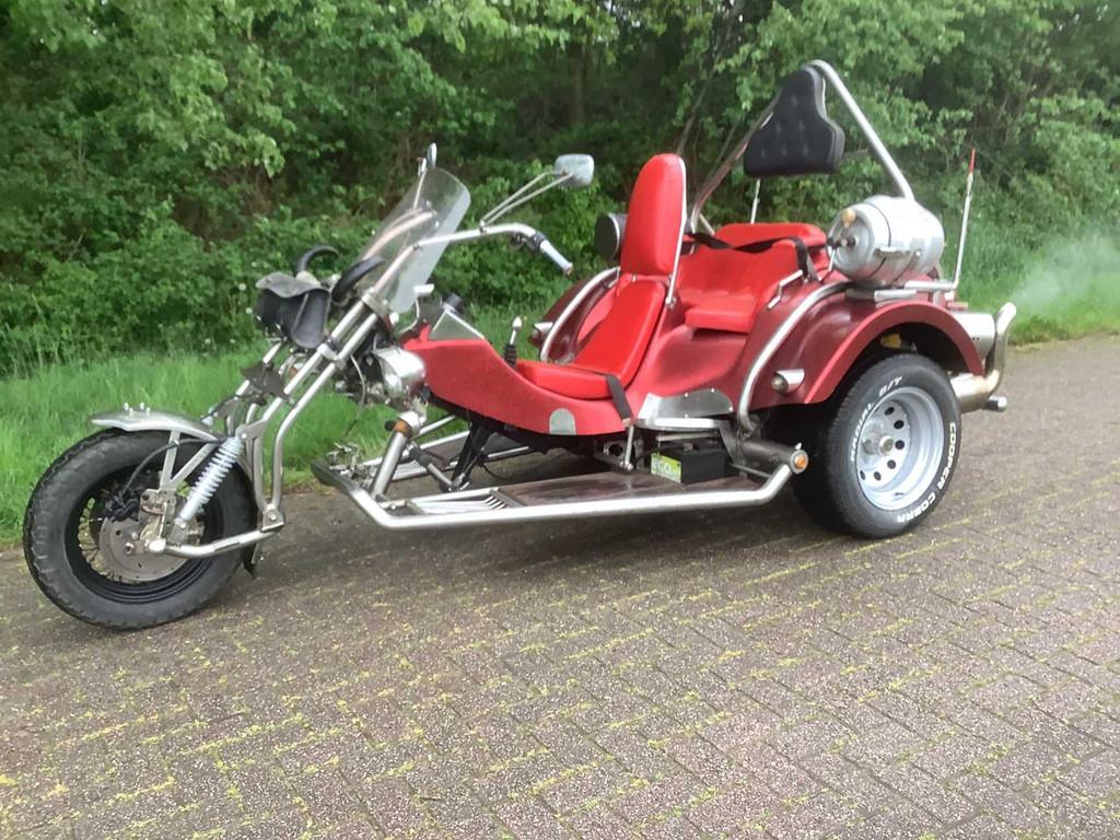 Schuh CMCV13W Trike met aanhnager, Motoren, Quads en Trikes