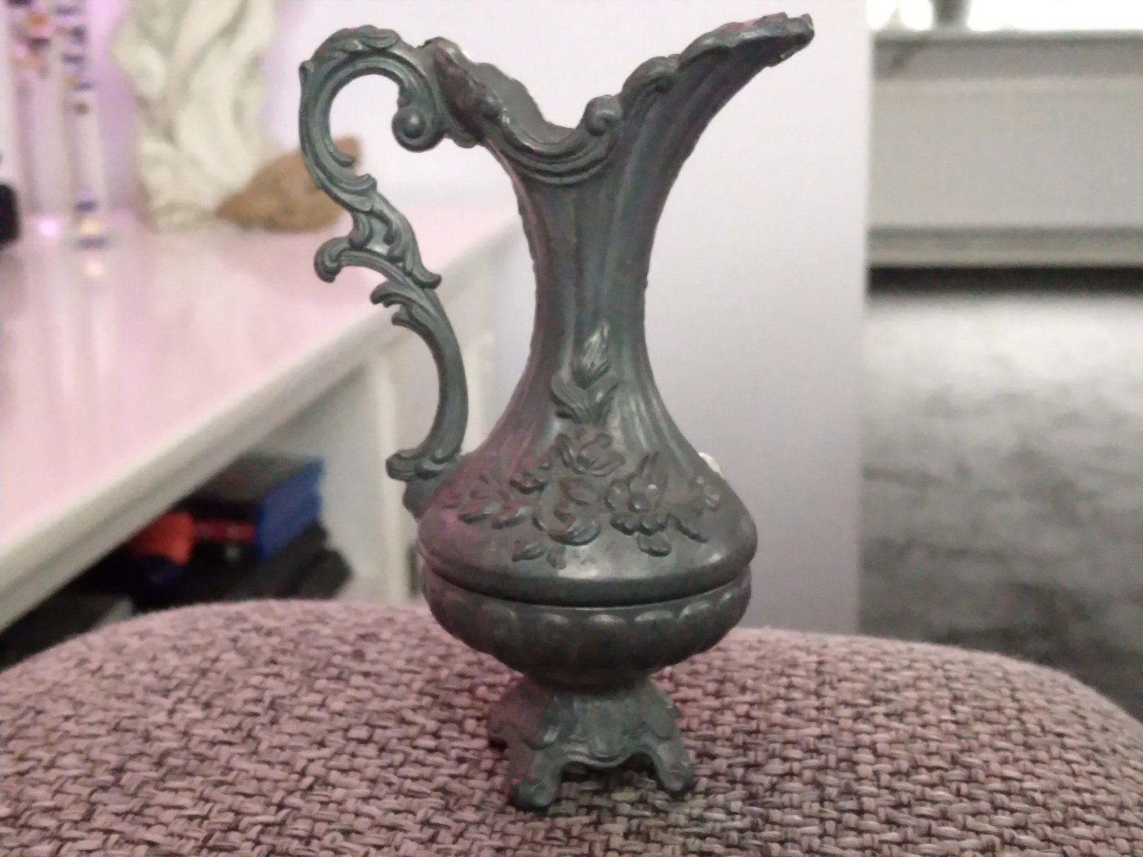 Antieke tinnen miniatuur kan met bloemmotief, Antiek en Kunst, Ophalen of Verzenden