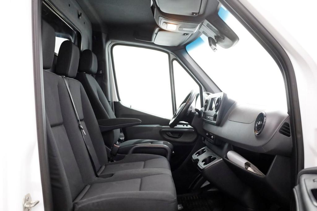 Mercedes-Benz Sprinter 319 CDI 3.0 V6 190pk E6 L2H2 7G Autom, Auto's, Automaat, Achterwielaandrijving, Gebruikt, Euro 6