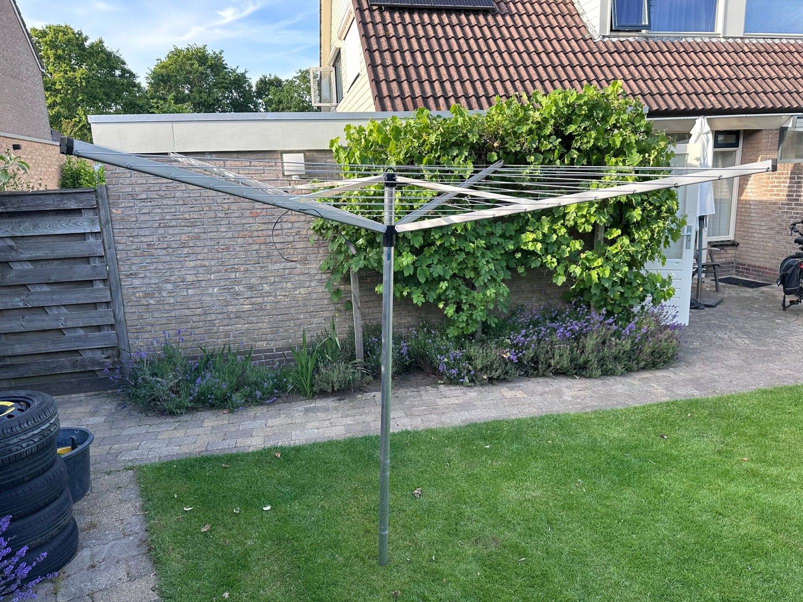 Brabantia droogmolen, Ophalen, Droogmolen