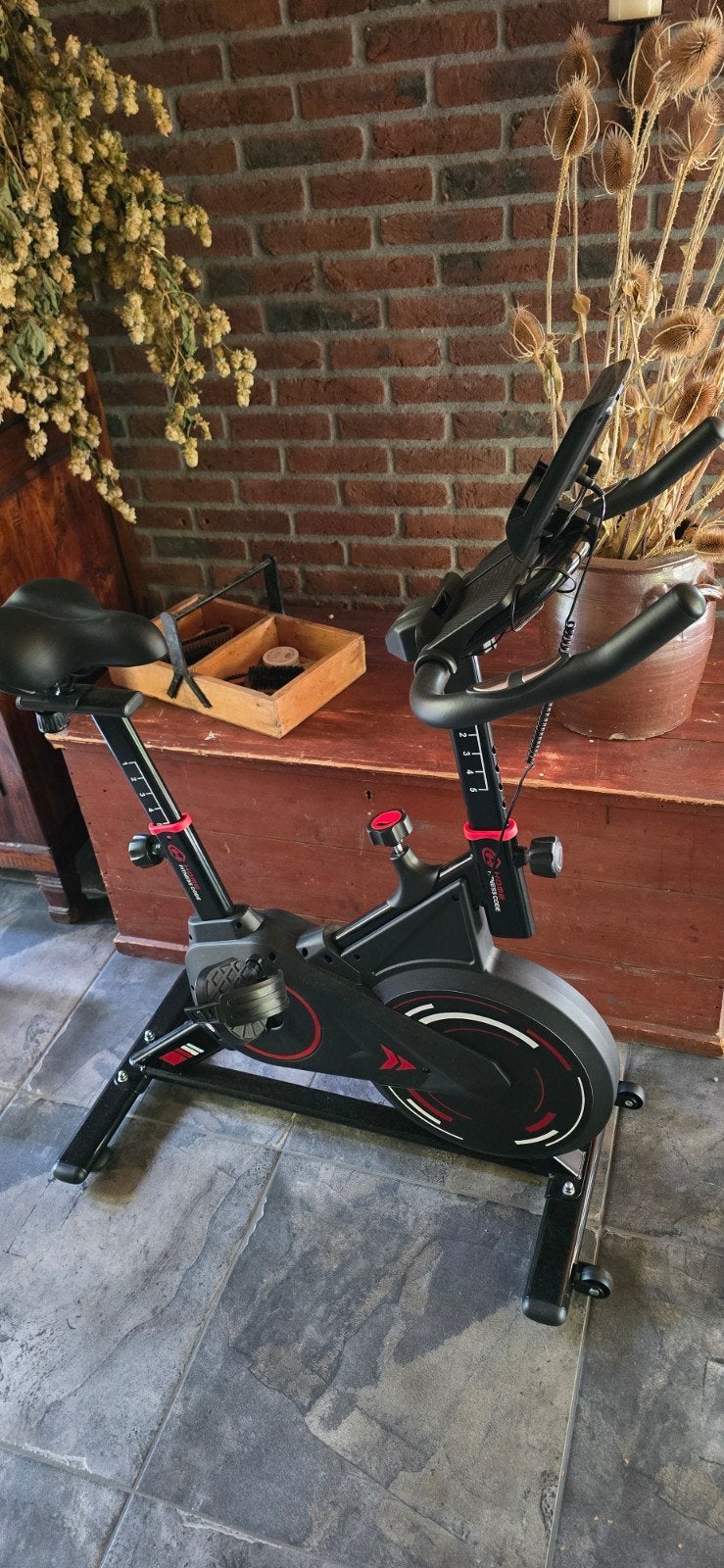 Degelijke hometrainer, nieuw!, Ophalen, Zo goed als nieuw, Metaal, Benen