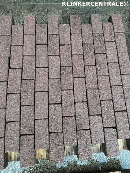 200m2 terra betonklinkers keiformaat straatstenen.