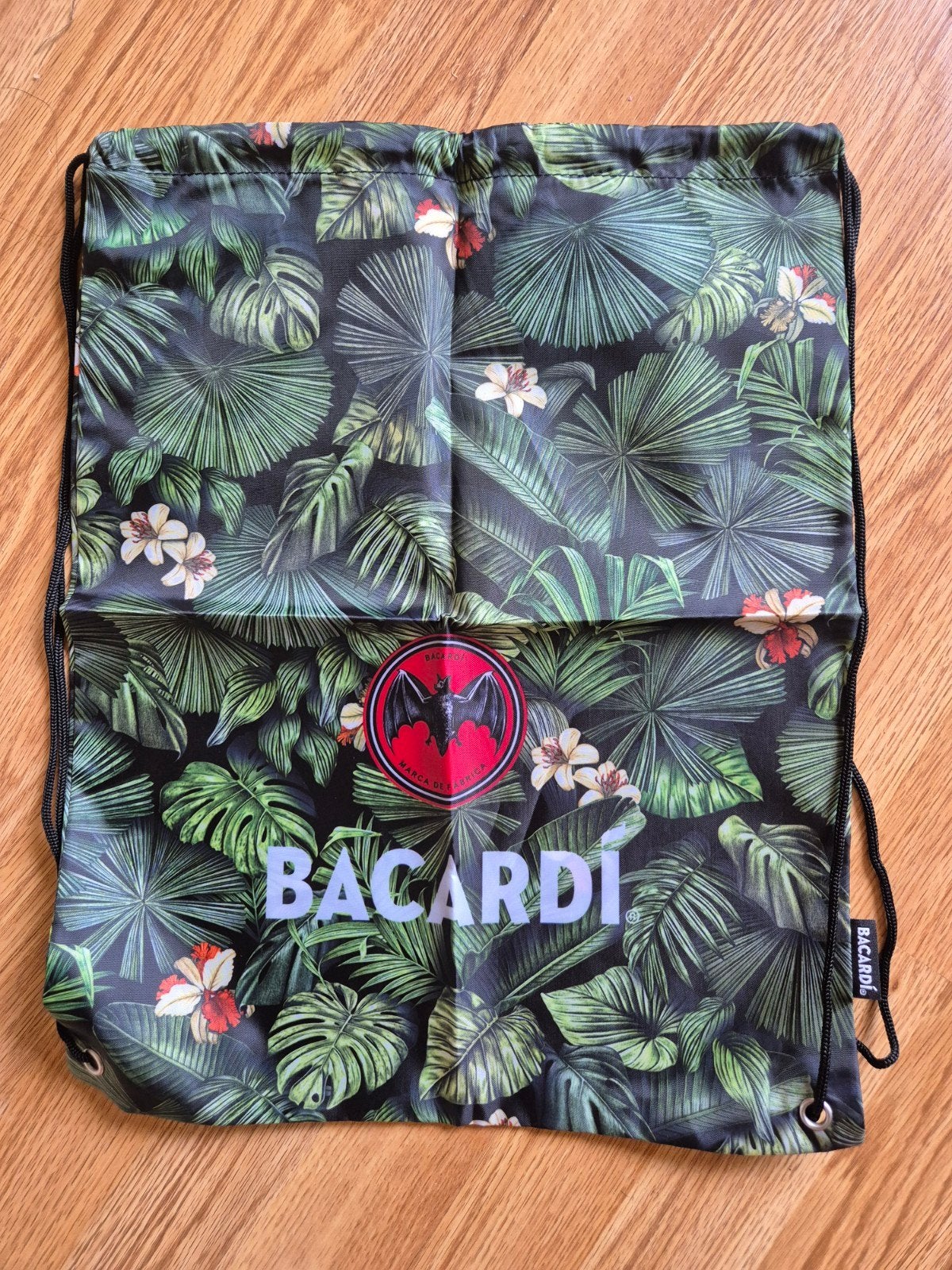 Nieuwe Bacardi Rugzak/Gymtas – Tropische Print - 45 x 35,5 c, Ophalen of Verzenden, Nieuw, Overige merken, 30 tot 45 cm