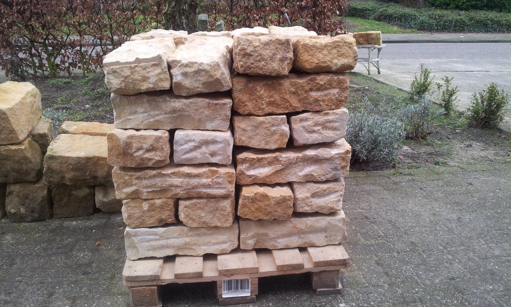Te koop : zeer mooie Bentheimer zandsteen., Tuin en Terras, Ophalen, Zo goed als nieuw, Natuursteen, Minder dan 100 cm