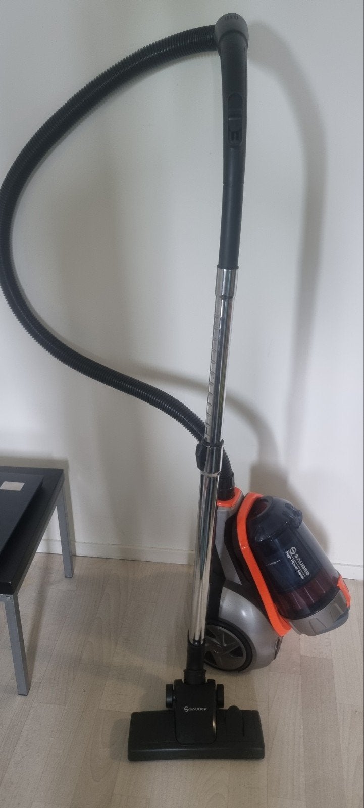 Sauber V60 Sledestofzuiger - 600W - Zo goed als nieuw, Witgoed en Apparatuur, Stofzuigers, Overige merken, Ophalen of Verzenden