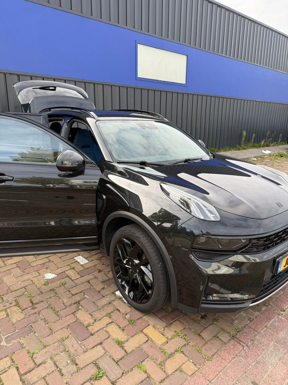 Foto 2 van Lynk & Co 01 2023 - 53500KM, ZWARTE HEMEL, FULLY BLACK
