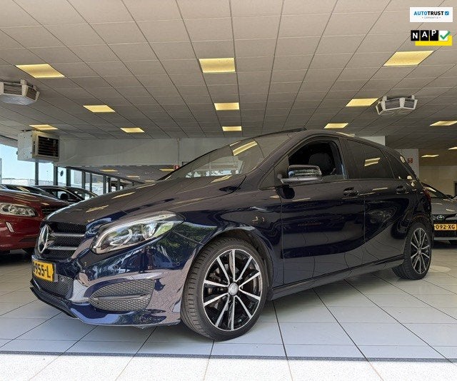 Mercedes-Benz B-klasse 180 Ambition/Panoramadak/Automaat/Tre, Auto's, Mercedes-Benz, Bedrijf, Te koop, B-Klasse, ABS, Airbags
