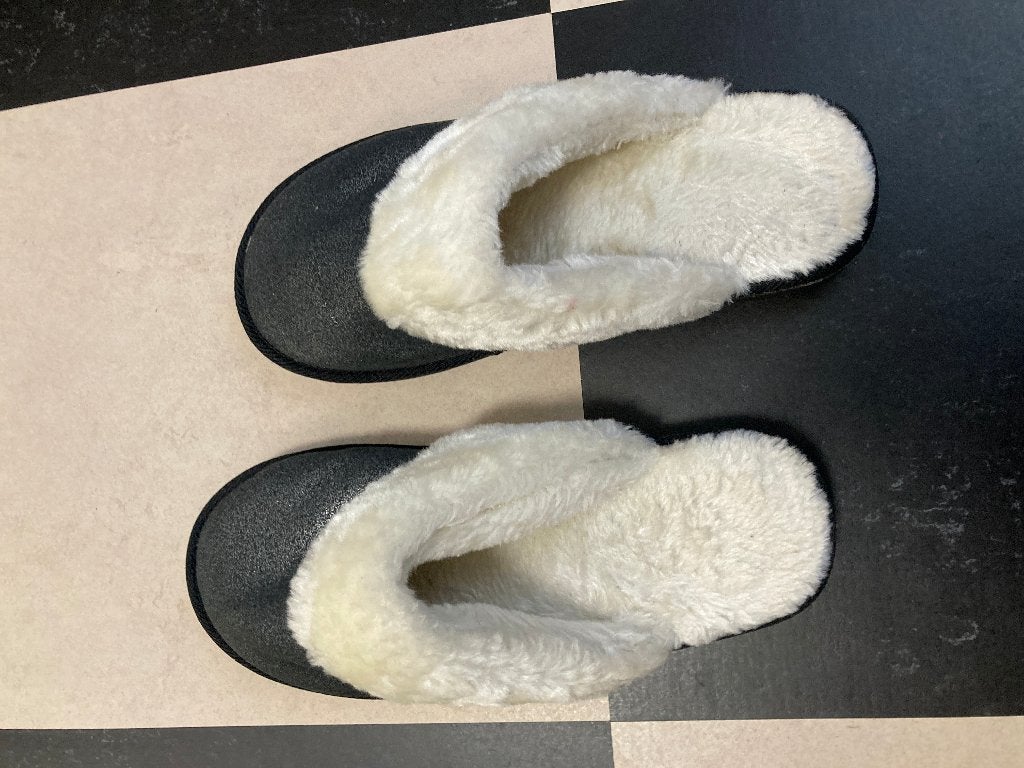 Instappantoffel - Maat ca. 37, Overige kleuren, Ophalen of Verzenden, Zo goed als nieuw, Pantoffels of Sloffen