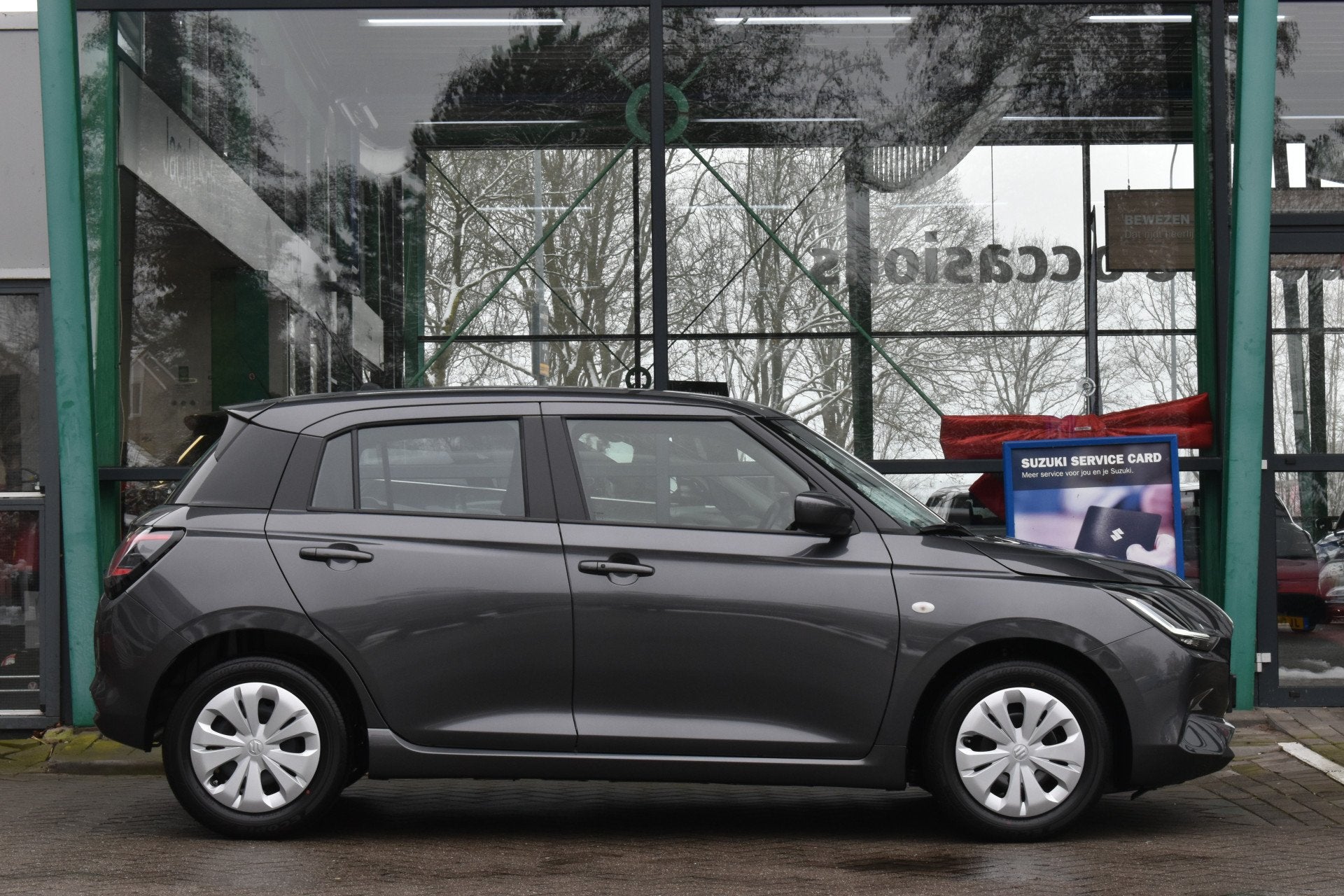 Suzuki Swift 1.2 Comfort Smart Hybrid Handgeschakeld 82pk |, Stof, Gebruikt, 400 kg, Origineel Nederlands