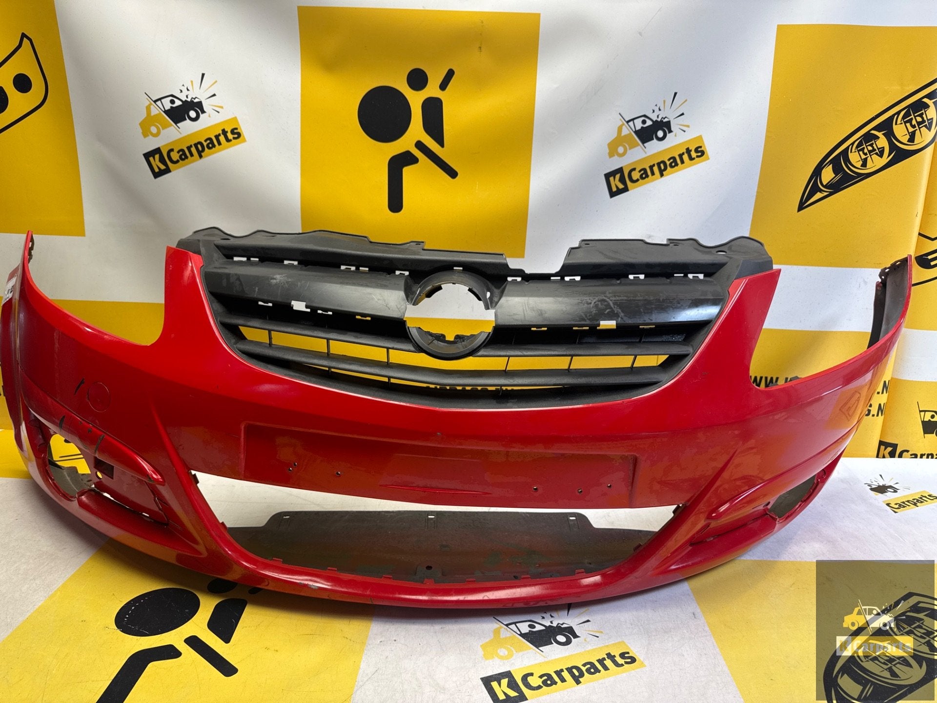 Opel corsa D voorbumper Origineel 13211462
