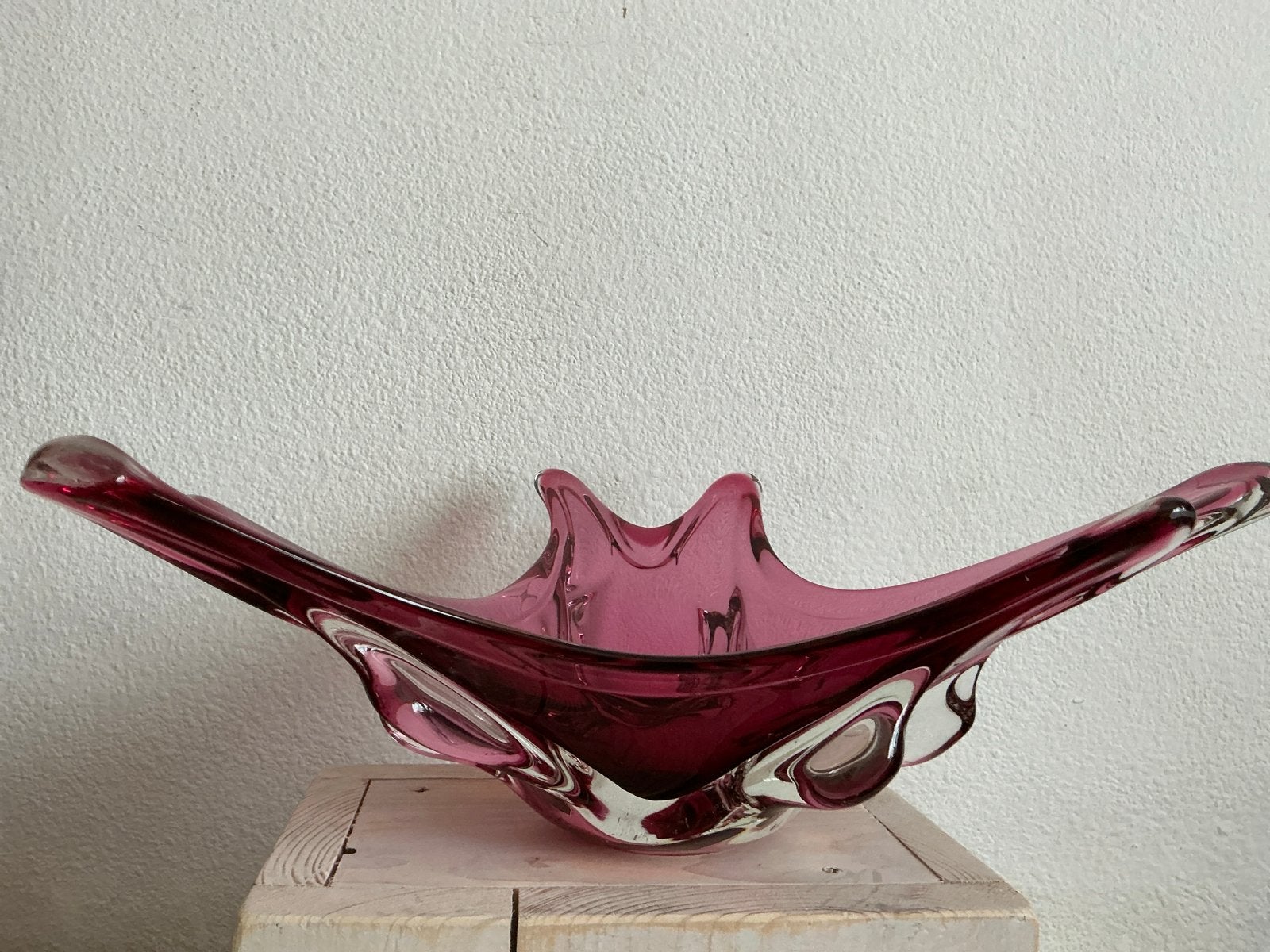 Vintage Murano Glas Fruitschaal - Cranberry Rood, Antiek en Kunst, Ophalen of Verzenden