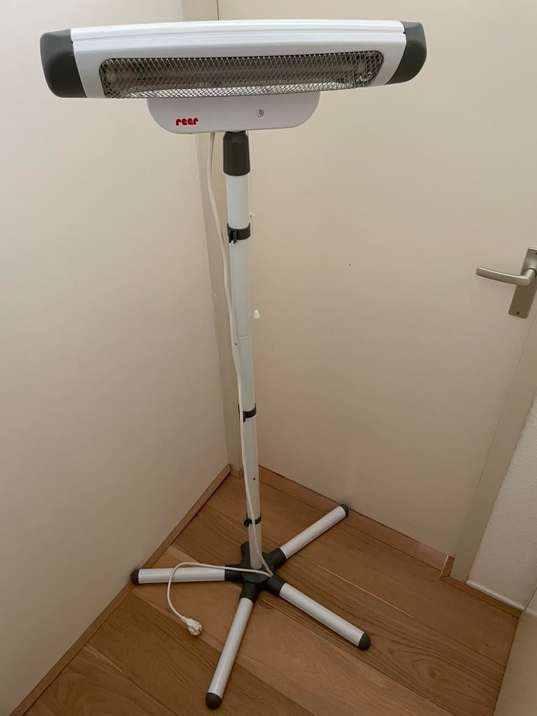 Warmtelamp REER - ideaal voor newborn baby verschonen, Kinderen en Baby's, Ophalen, Zo goed als nieuw, Overige typen