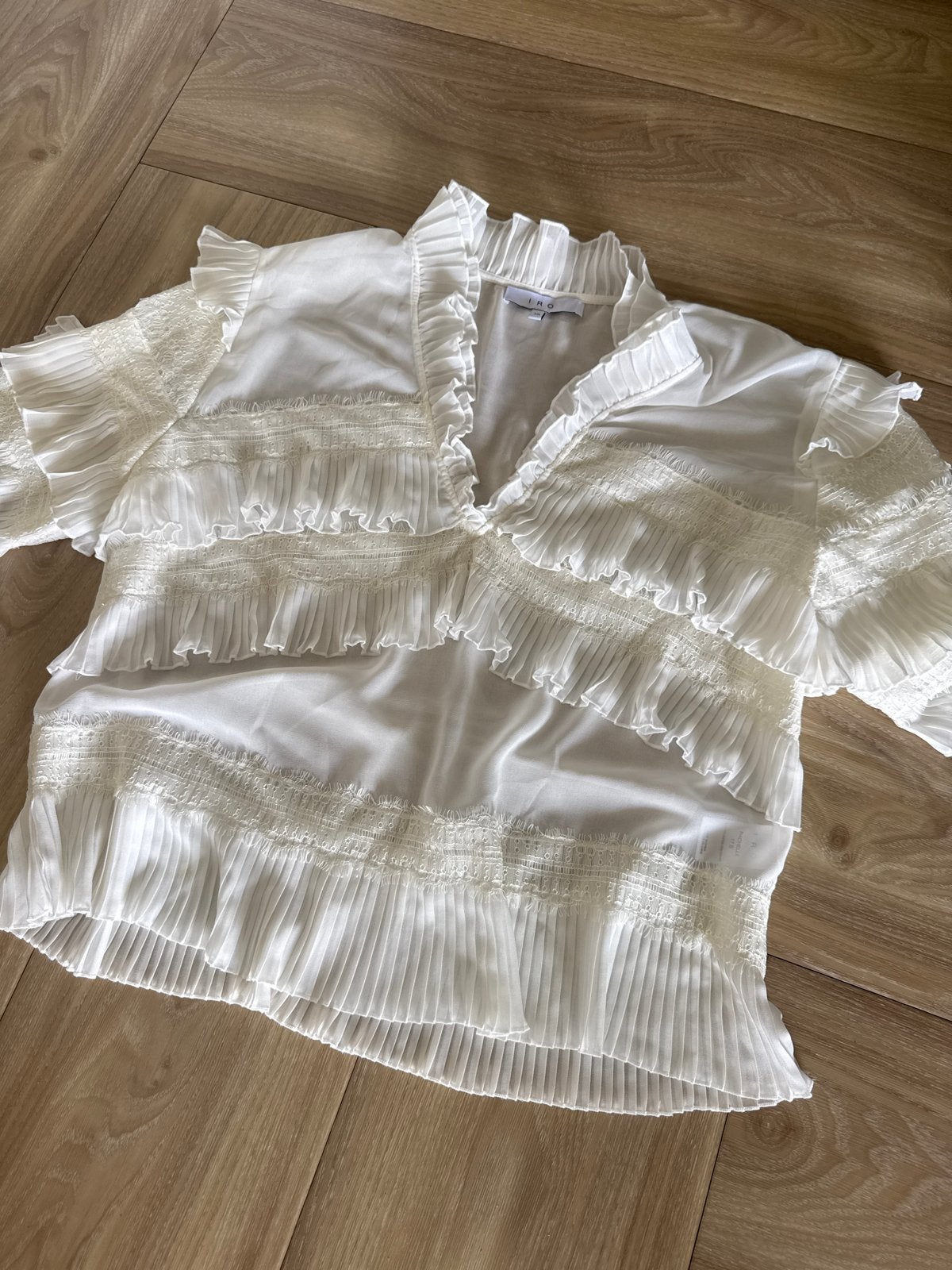 IRO Rachelle Blouse met ruches en plooien - Maat 38, Kleding | Dames, Maat 38/40 (M), Wit, Ophalen of Verzenden, Zo goed als nieuw