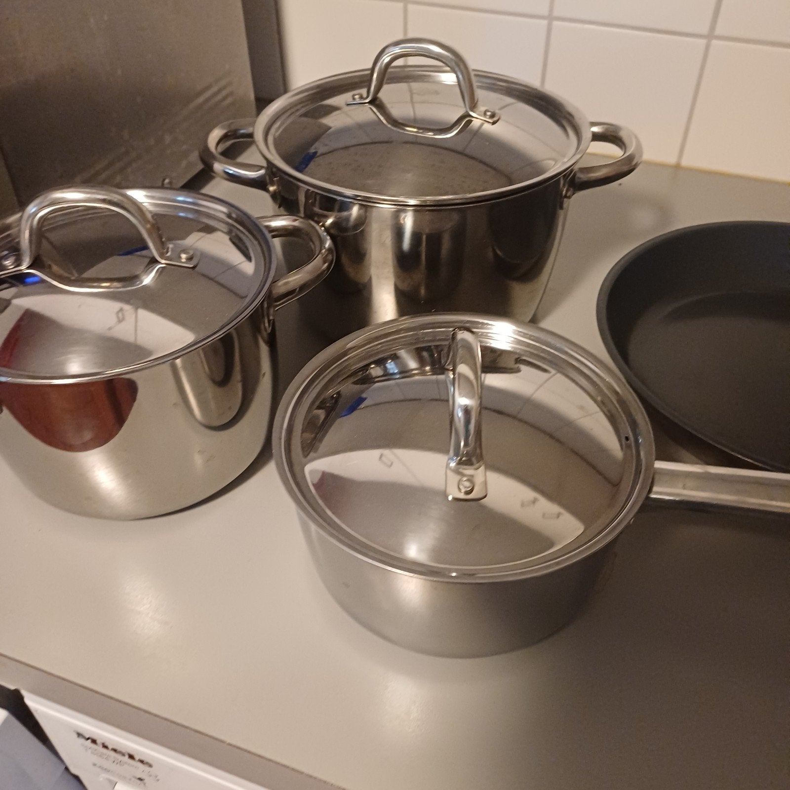 IKEA pannenset en keramische koekenpan, Huis en Inrichting, Gebruikt, Pannenset, Ophalen of Verzenden, IKEA