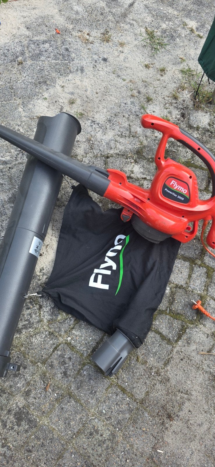 Flymo PowerVac 3000 Bladblazer en Bladzuiger, Gebruikt, Met opvangzak, Handgedragen, Ophalen of Verzenden