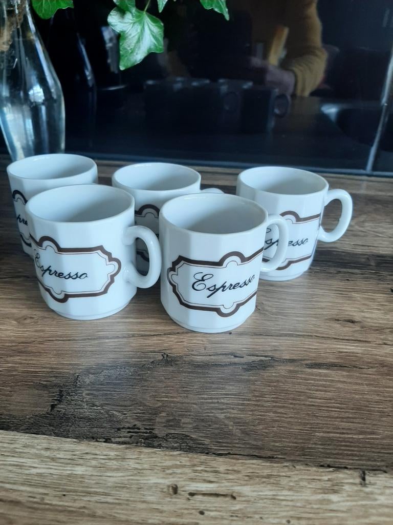 Leuke espresso kopjes, Ophalen, Zo goed als nieuw, Overige stijlen, Kop(pen) en/of Schotel(s)