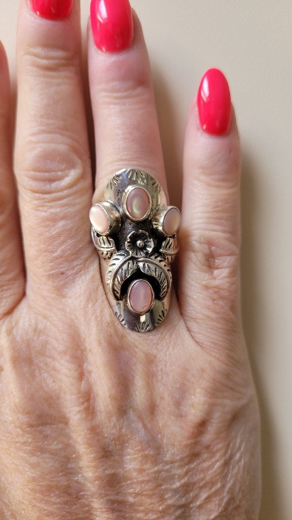 Zilveren Navajo ring squashed blossom stenen, Ophalen of Verzenden, Met edelsteen, Dame, Zilver