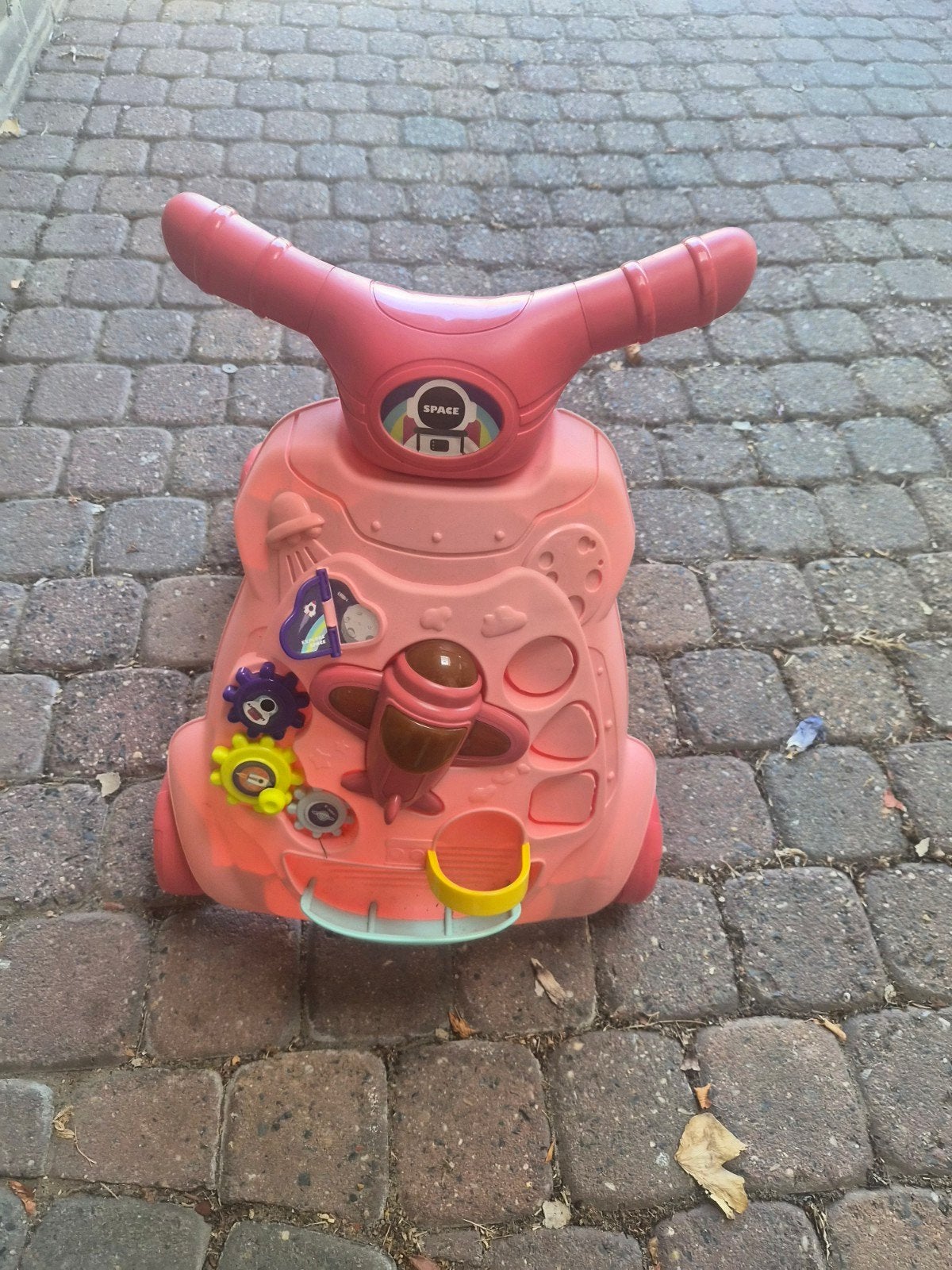 Roze loopwagen met activiteitenpaneel, Ophalen, Gebruikt, Overige typen, Met wieltjes