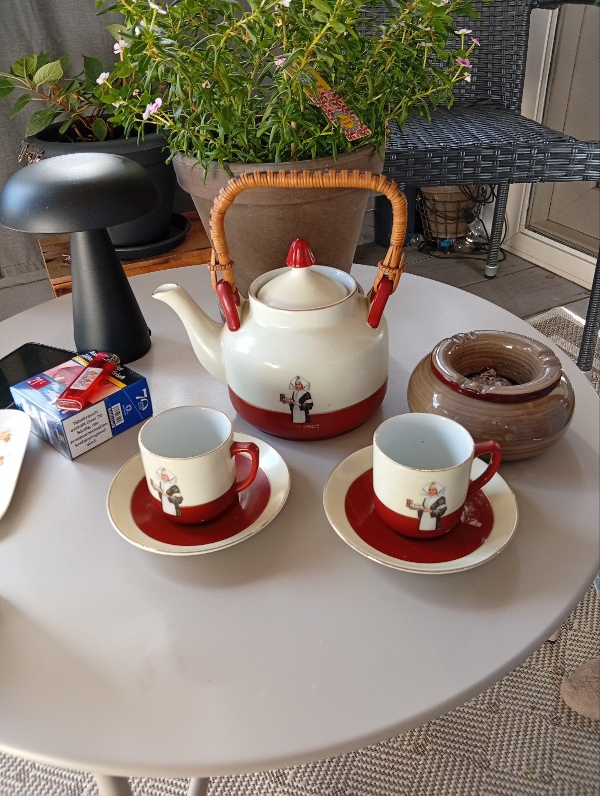 Vintage Droste Cacao theepot met 2 kopjes en schotels, Antiek en Kunst, Ophalen of Verzenden