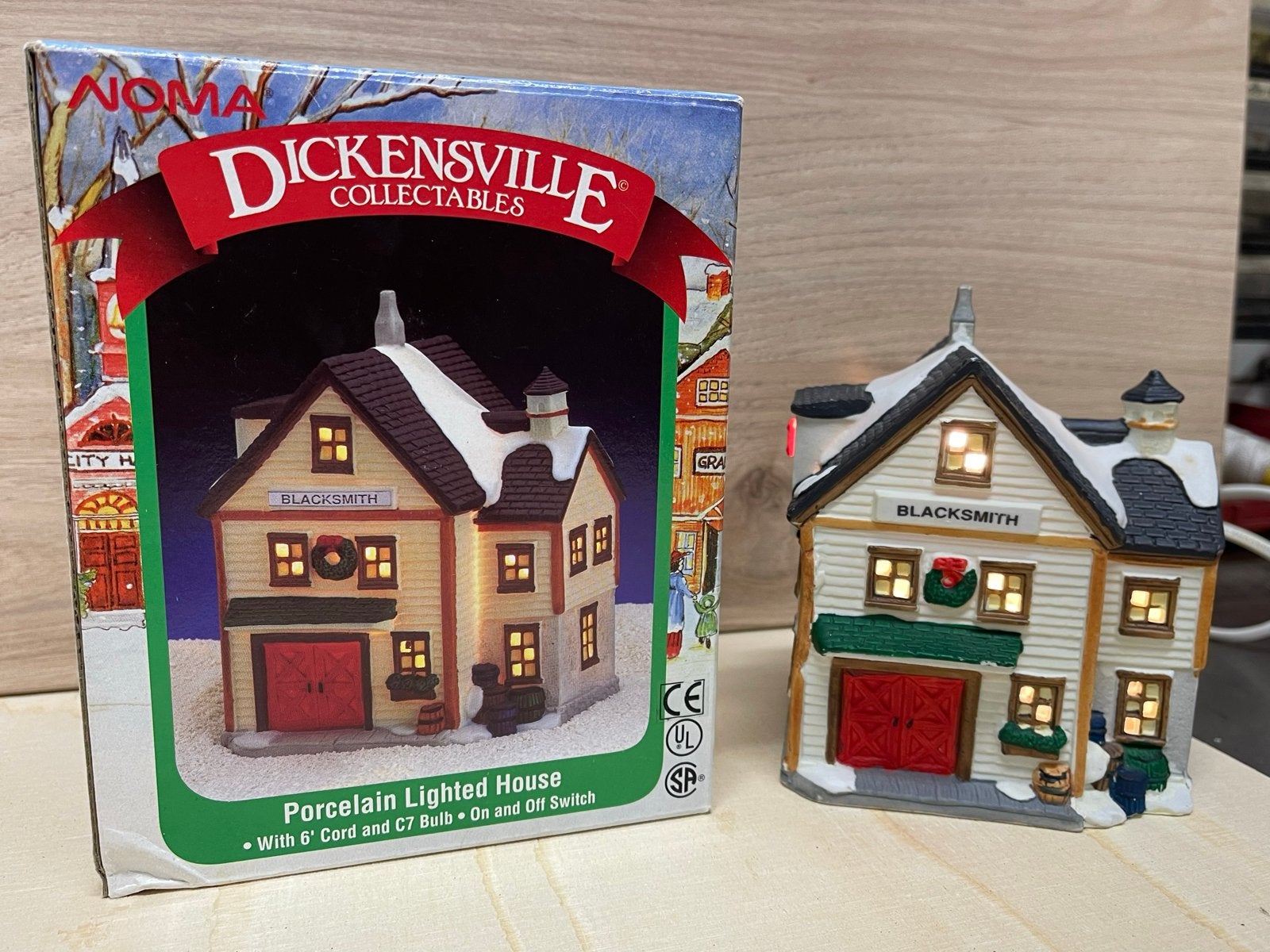 Dickensville kersthuisje, Ophalen of Verzenden, Zo goed als nieuw