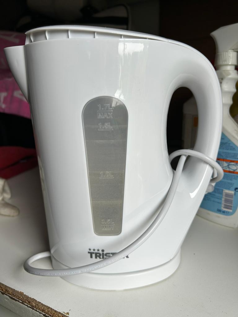 Tristar waterkoker. Gebruikt tijdens verhuizing. Als nieuw., 1 tot 2 liter, Ophalen, Zo goed als nieuw