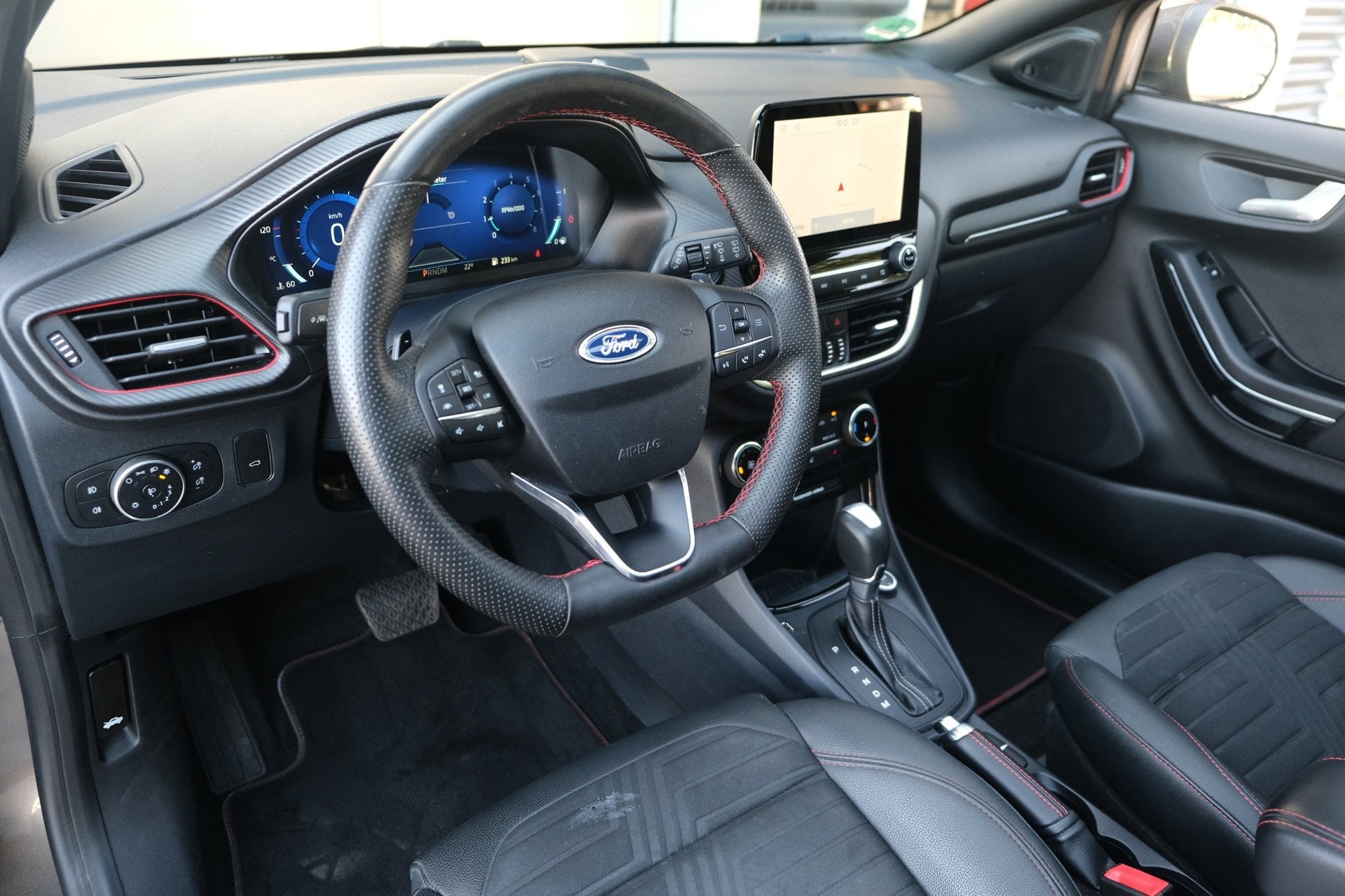 Ford Puma 1.0 EcoBoost Hybrid ST-Line 155pk Pano Cam B&O Acc, Zwart, Leder en Stof, Origineel Nederlands, Bedrijf