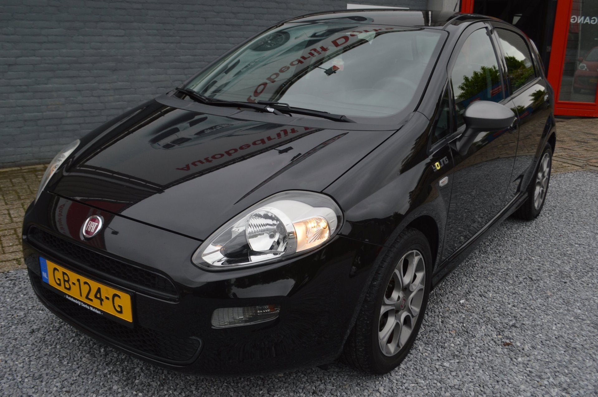 Fiat Punto Evo 0.9 TwinAir Young Airco 5Drs Stuurbekrachtigi, Auto's, Fiat, Voorwielaandrijving, Gebruikt, Euro 6, Origineel Nederlands