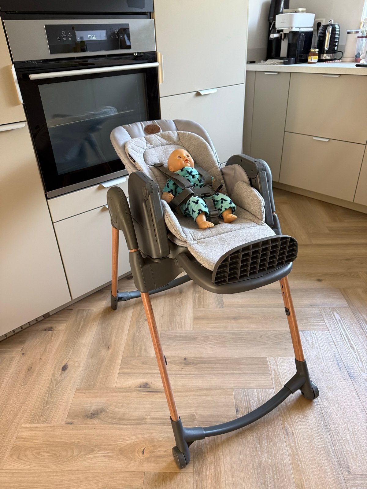Maxi-Cosi Minla kinderstoel – Essential Grey, Ophalen, Zo goed als nieuw, Meegroeistoel, Aanschuifbaar