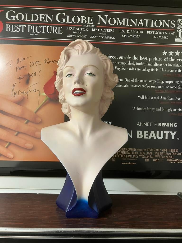 Marilyn Monroe buste 54 cm hoog., Verzamelen, Beelden en Beeldjes, Ophalen of Verzenden, Zo goed als nieuw