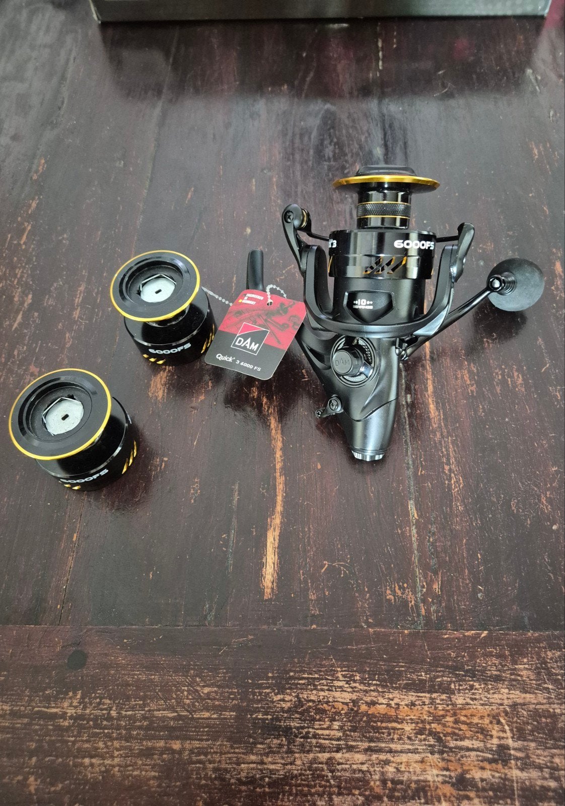 DAM Quick 3 6000FS. plus 2x extra spoel! nieuw., Watersport en Boten, Hengelsport | Karpervissen, Plus xtra spoelen, Molen, 6000 FS
