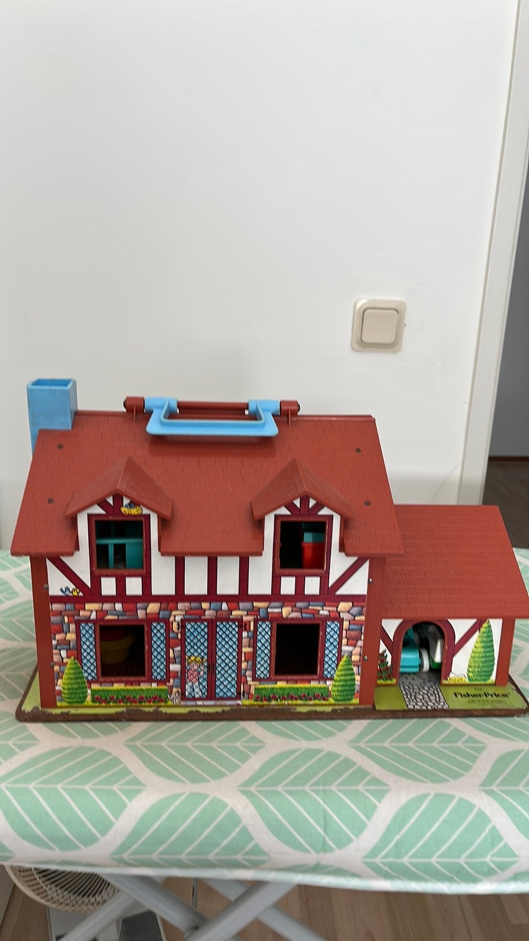 Nostalgisch Fisher price poppenhuis, Kinderen en Baby's, Speelgoed | Poppenhuizen, Ophalen of Verzenden, Zo goed als nieuw, Poppenhuis