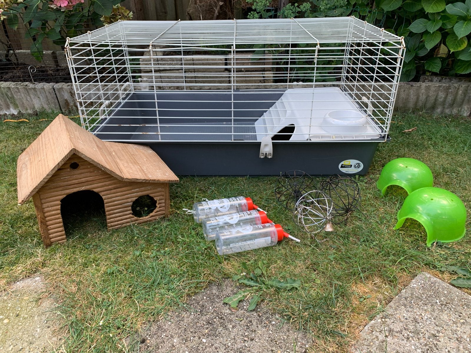 Konijnen cavia kooi en toebehoren incl voer, Kooi, Minder dan 75 cm, Zo goed als nieuw, 90 cm of meer