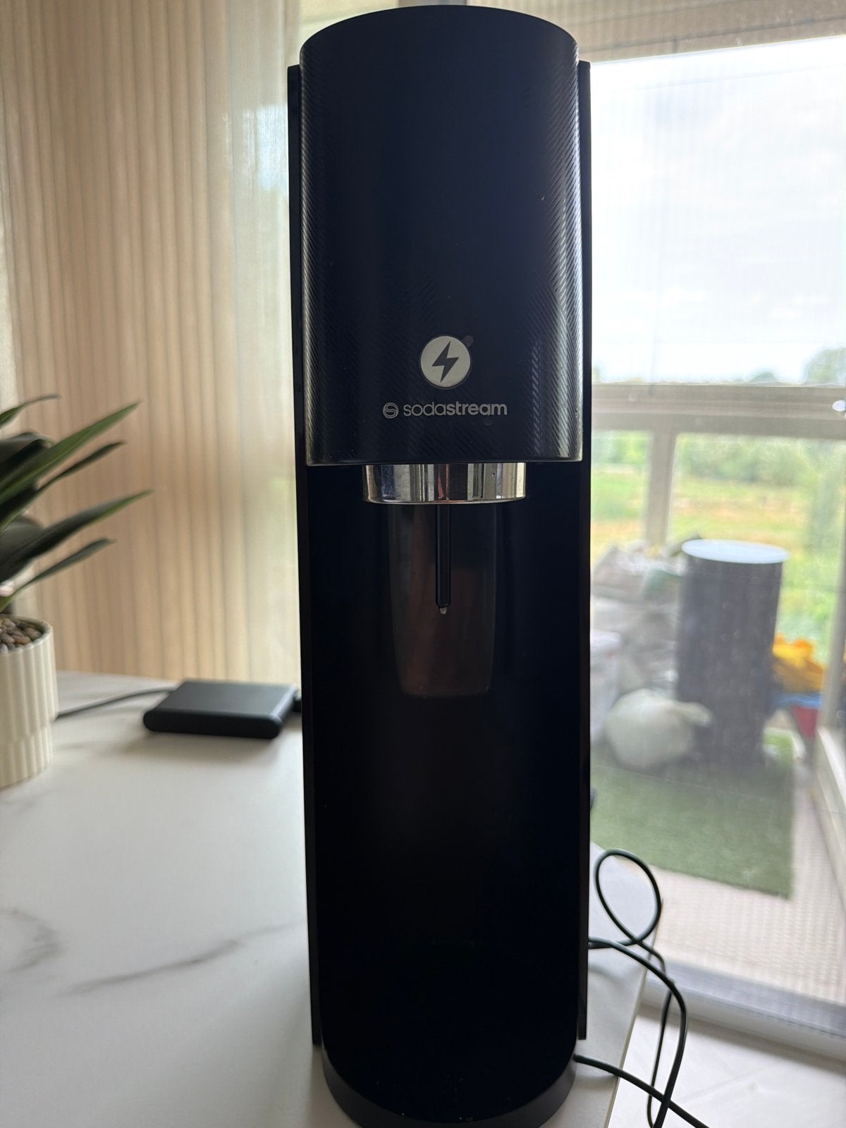 Sodastream bruiswatermaker - Zwart, Ophalen of Verzenden, Zo goed als nieuw