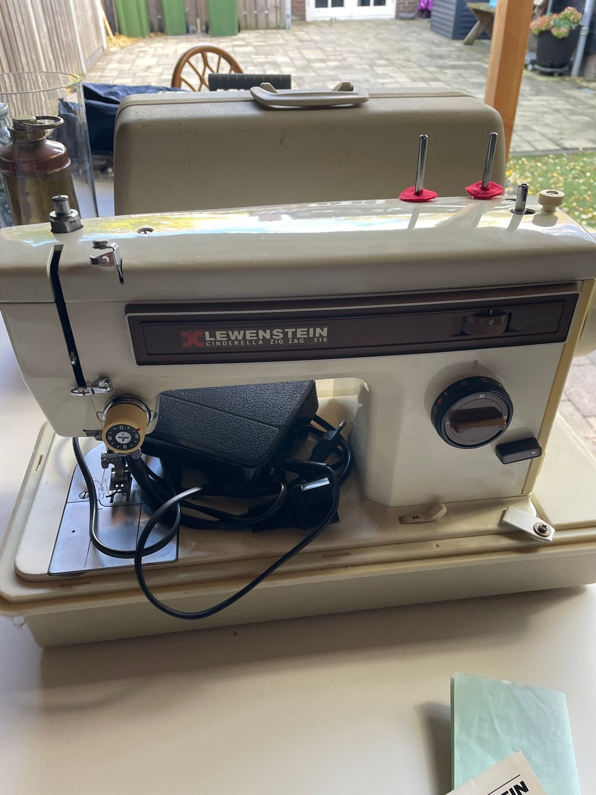 Lewenstein Cinderella 310 Naaimachine met Handleiding, Ophalen, Gebruikt, Naaimachine, Lewenstein