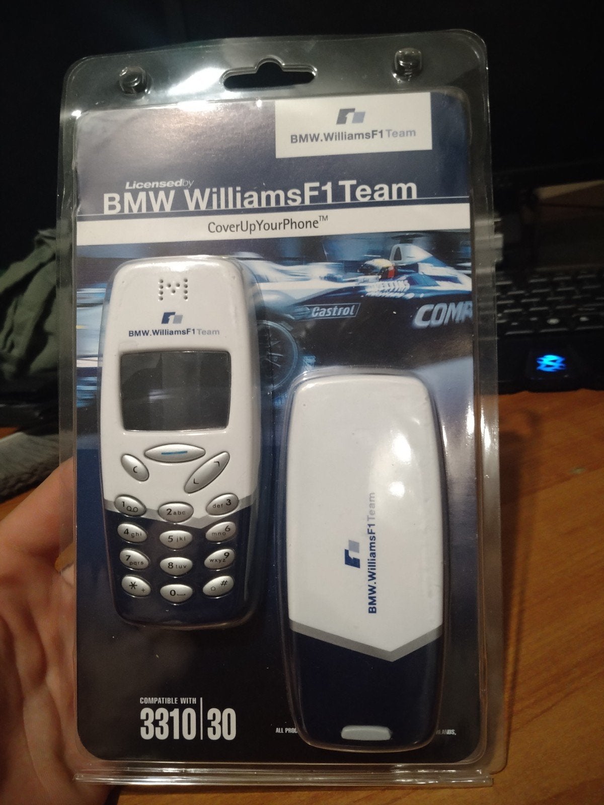 Nokia 3310/30 Robby Williams F1 Team covers, Geen camera, Wit, Fysiek toetsenbord, Nieuw