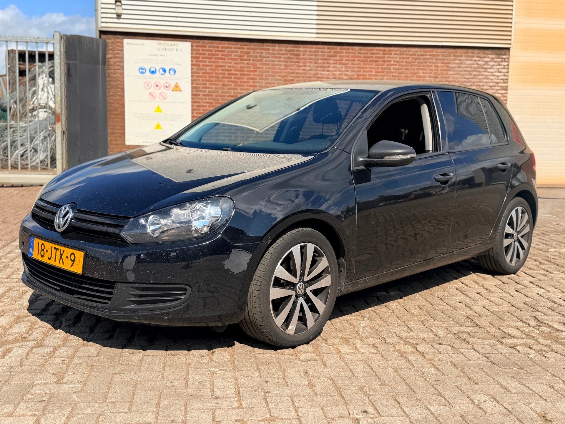 Volkswagen Golf 1.6 TDI Trendline, Voorwielaandrijving, Euro 5, Gebruikt, 4 cilinders