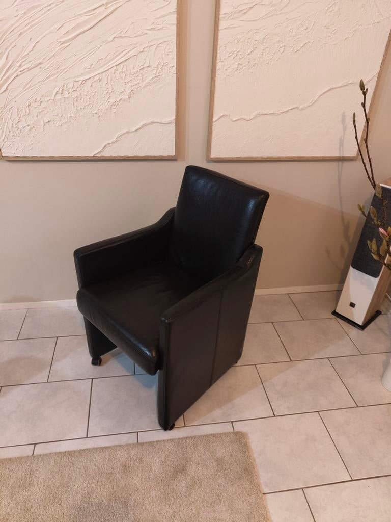 Zwarte leren stoelen 4st, Ophalen of Verzenden, Zo goed als nieuw