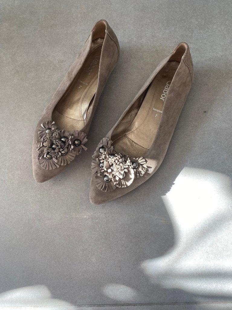 Gabor 7 Ballerina met puntige neus, Verzenden, Zo goed als nieuw, Ballerina's